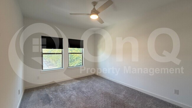 Building Photo - 872 TX-5