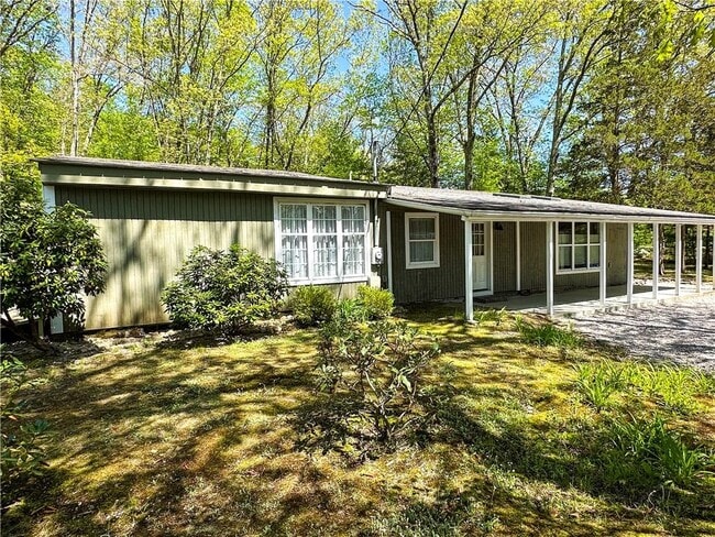 Primary Photo - 475 Hill Rd