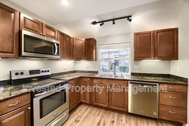 Building Photo - 2880 W Long Cir