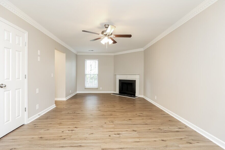 Building Photo - 113 Brockhampton Ct