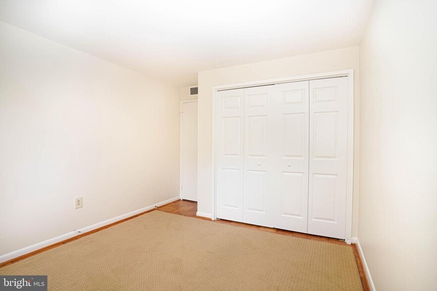 Building Photo - 10416 Rockville Pike