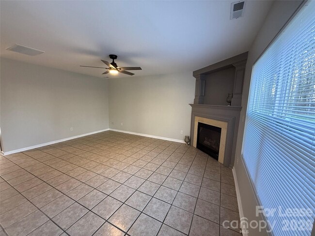 Building Photo - 7021 Sunman Rd