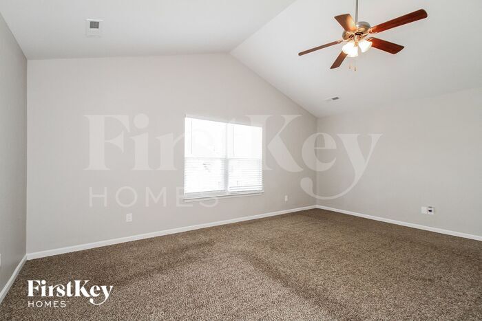 Building Photo - 1562 Welford Dr