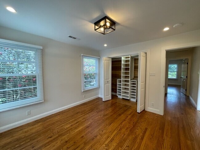 Building Photo - Lafayette home, great location!