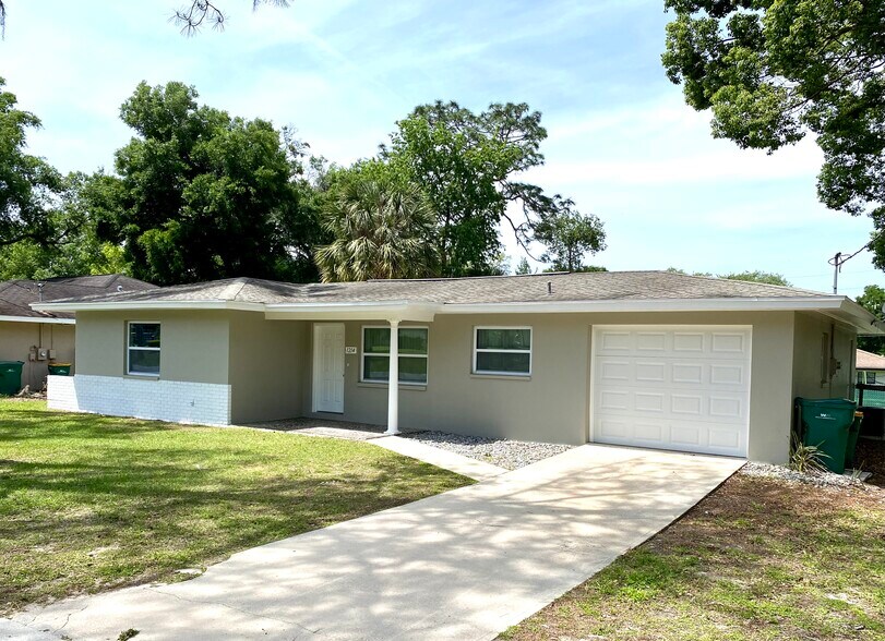 Primary Photo - 1214 Eden Dr