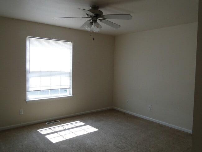 Building Photo - 6148-MF2-E1