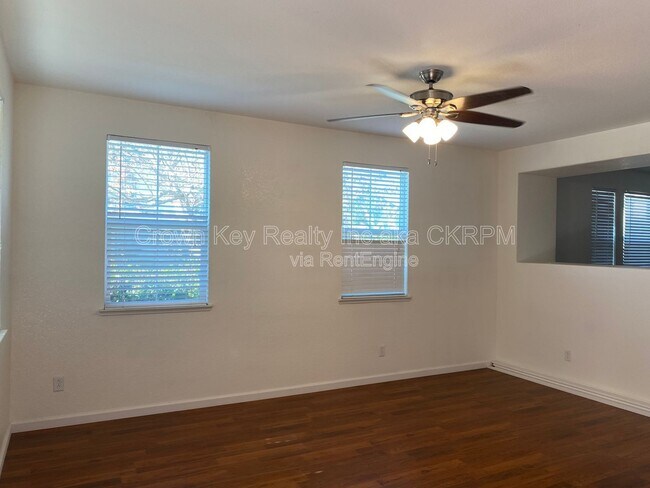 Building Photo - 297 Emory Oak Pl