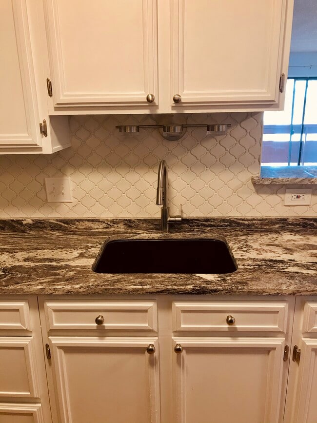 countertop - 7080 W 20th Ave
