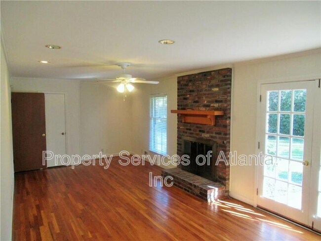 Building Photo - 1827 Galilee Ct