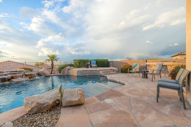 Building Photo - 3644 N Sagewood Cir