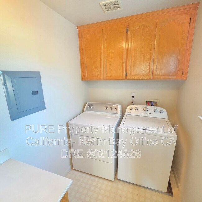 Building Photo - 1141 River Pine Cir