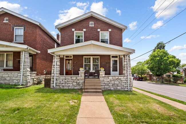 Building Photo - 5352 Itaska St