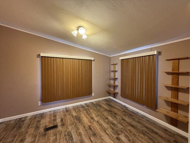 Building Photo - 269 Gilliam Mountain Rd