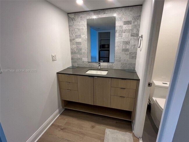 Building Photo - 11111 Biscayne Blvd