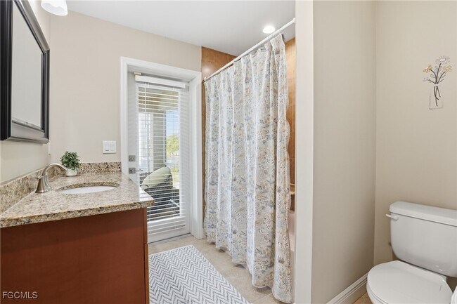 Building Photo - 1723 SW 31st Ln