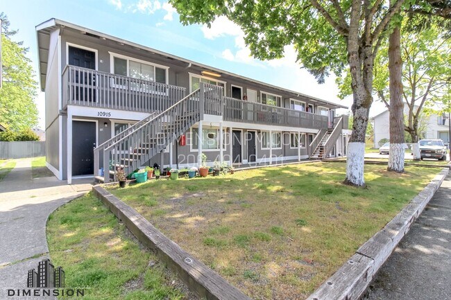 Building Photo - Freiday Street Apartments