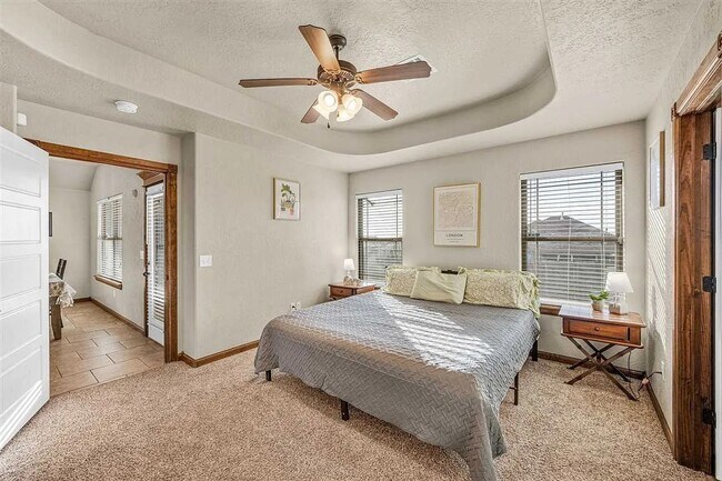 Building Photo - VERY NICE HOME IN THE ROLLING HILLS AREA. PETS NEGOTIABLE WITH OWNERS APPROVAL
