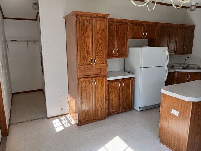 Building Photo - 233 Flat Creek Ln