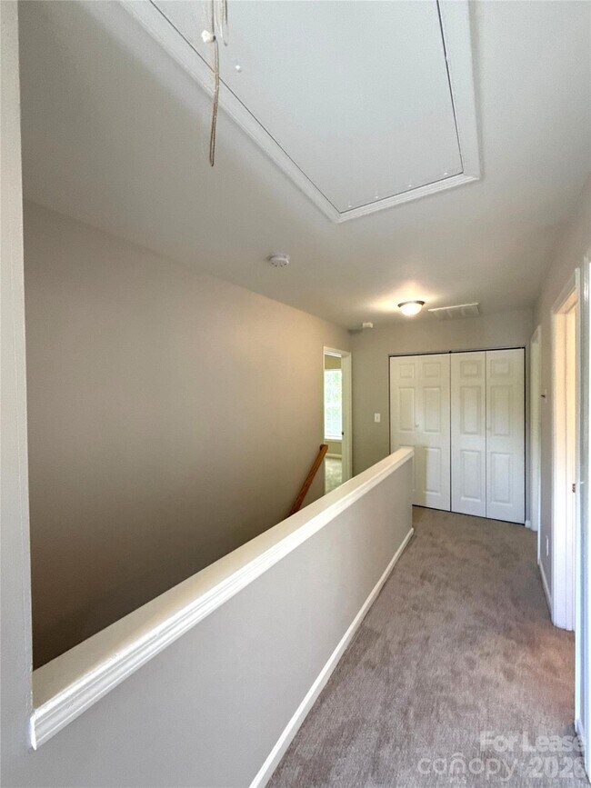 Building Photo - 1207 Joannas Ct