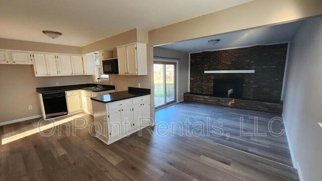 Building Photo - 7510 Cardwell St