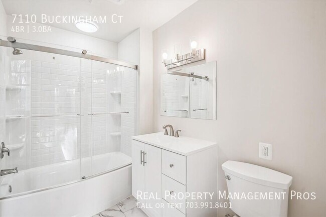 Building Photo - 7110 Buckingham Ct