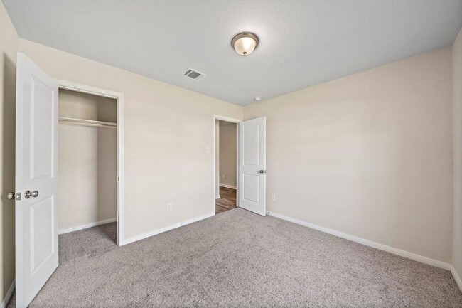 Building Photo - 103 Bering Dr