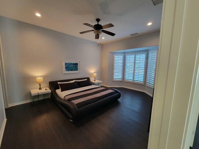 Building Photo - 5 Curie Ct