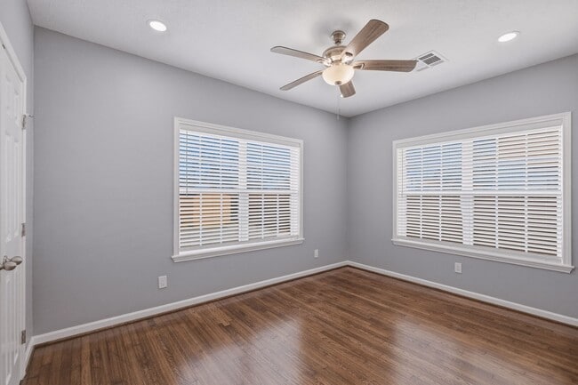 Building Photo - 2809 Wentworth St