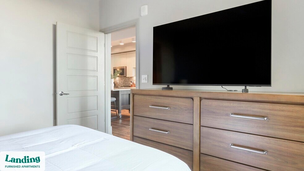 Building Photo - 3005 Peachtree Rd NW