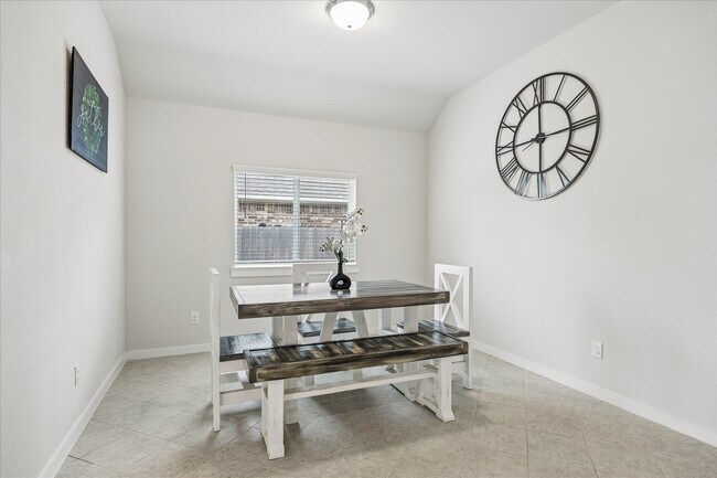 Building Photo - 23601 Zinfandel Dr