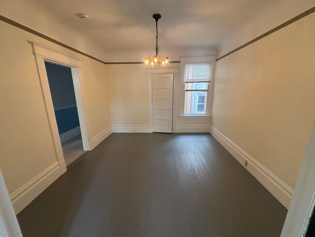 Building Photo - 2728-2730 Sutter Street (1170r)