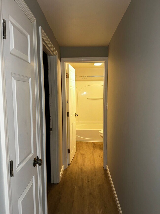 Building Photo - 54 Old Concord Turnpike