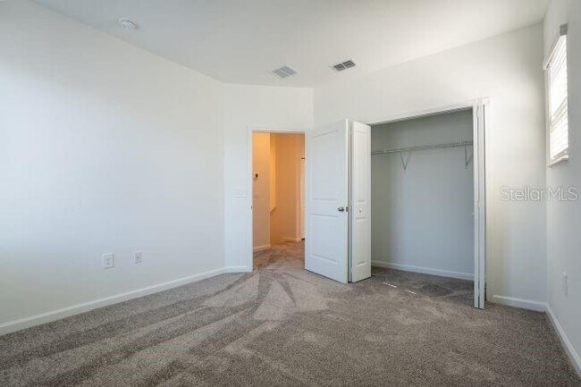 Building Photo - 307 Nine Iron Dr