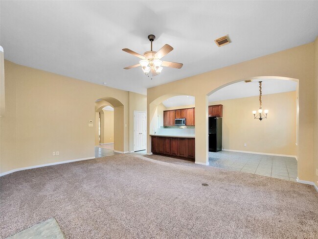 Building Photo - 3223 Fair Falls Dr