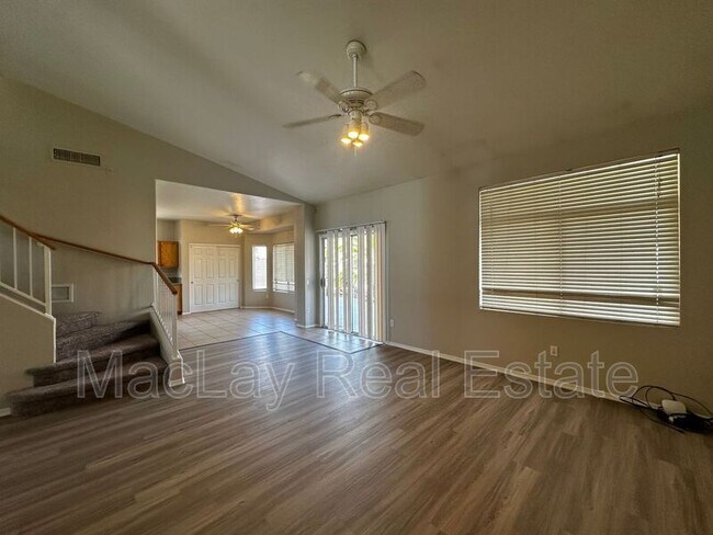 Building Photo - 971 S Meadows Dr