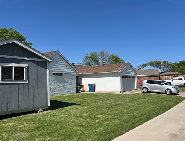 Building Photo - 911 Redcedar Way Dr