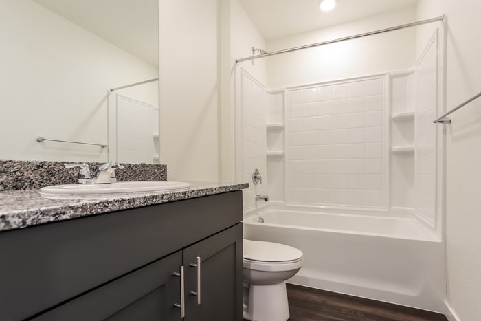 Building Photo - 13437 Oneida Ln