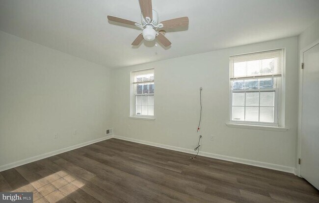 Building Photo - 835 N Uber St
