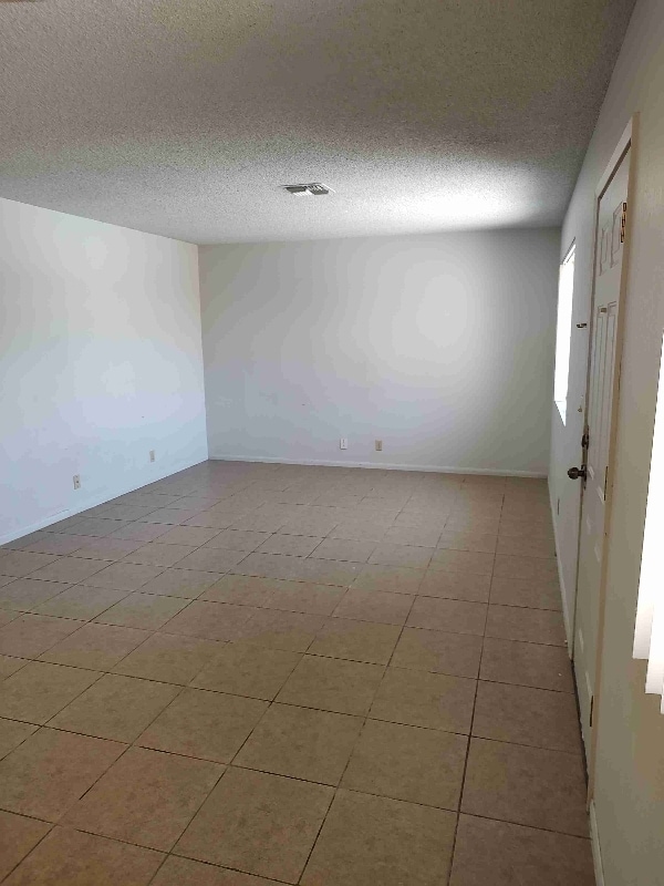 Building Photo - 357 Rio Grande Ct