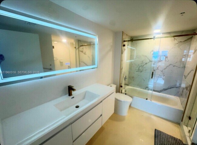 Building Photo - 650 West Ave