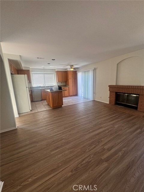 Building Photo - 971 Longview Dr