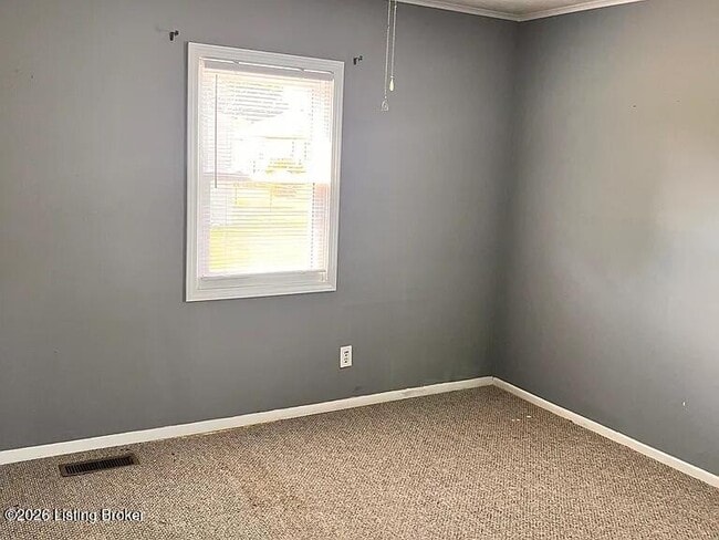 Building Photo - 3724 Bashford Ave