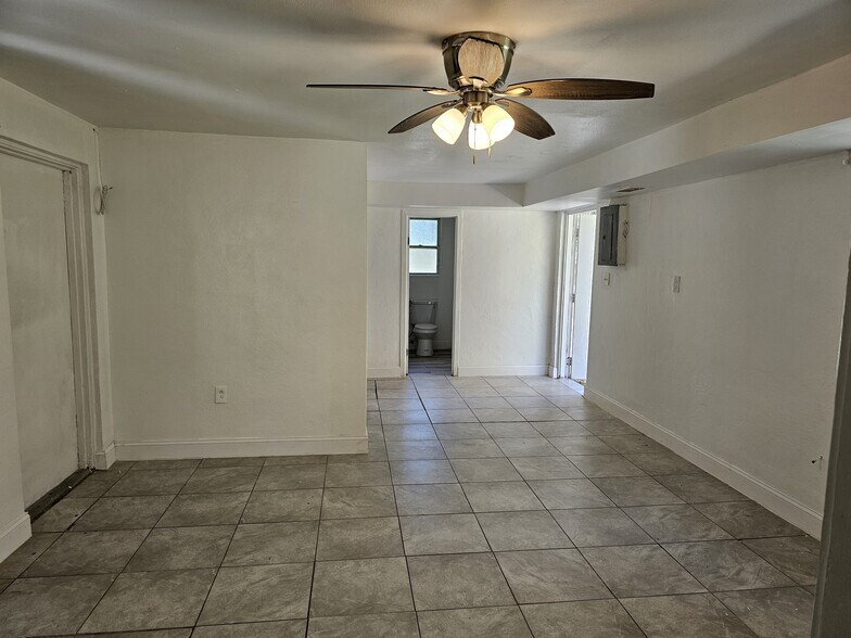 Building Photo - 25445 Shore Dr