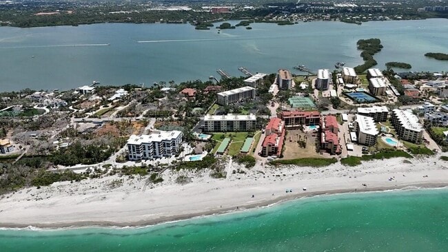 Building Photo - 8625 Midnight Pass Rd