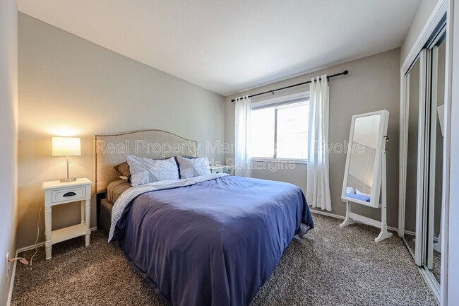 Building Photo - 8531 E Belleview St