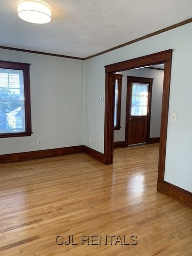 Building Photo - 38 Sterling Rd