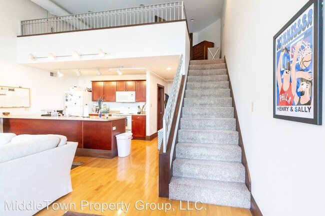 Building Photo - 120 S Walnut St