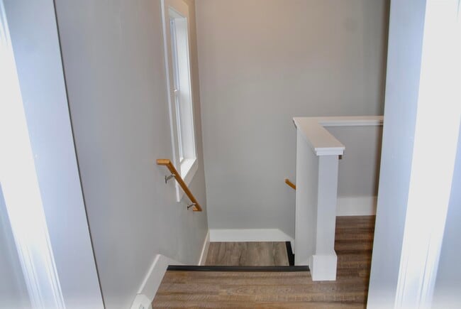 Building Photo - 34 Broadway