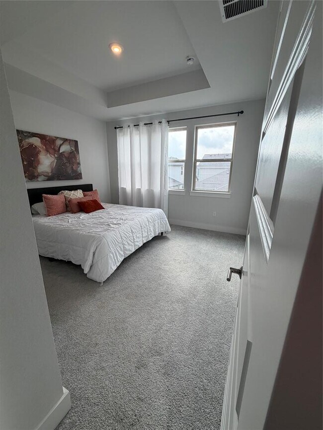 Building Photo - 8603 Cumbrae Ln