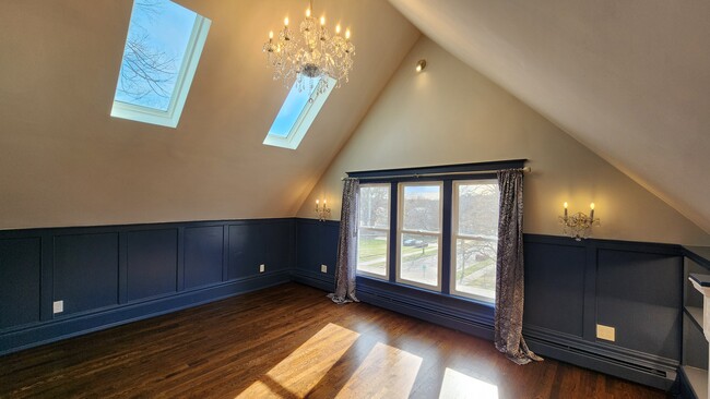 2nd floor Master Bedroom skylights - 1402 N Girard Ave N